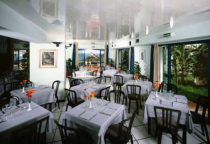 Nike 4* Giardini-Naxos