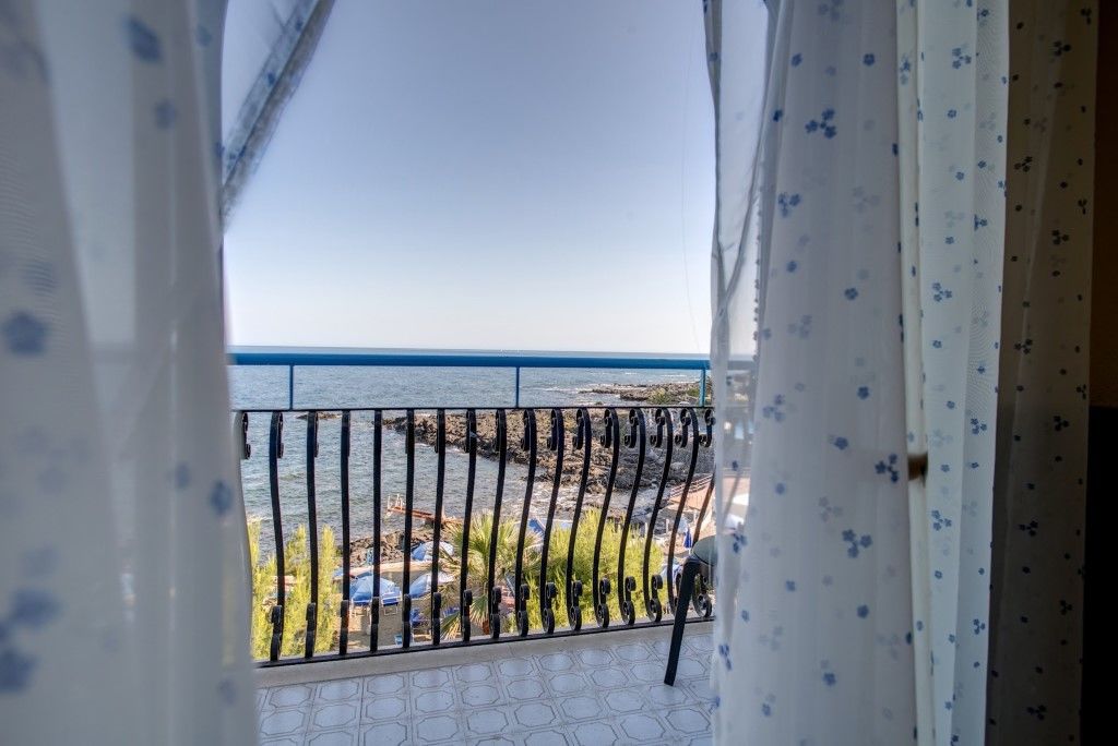 Nike 4* Giardini Naxos